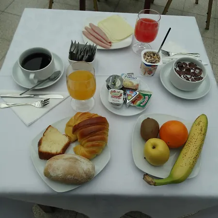 Rico 2* Oporto